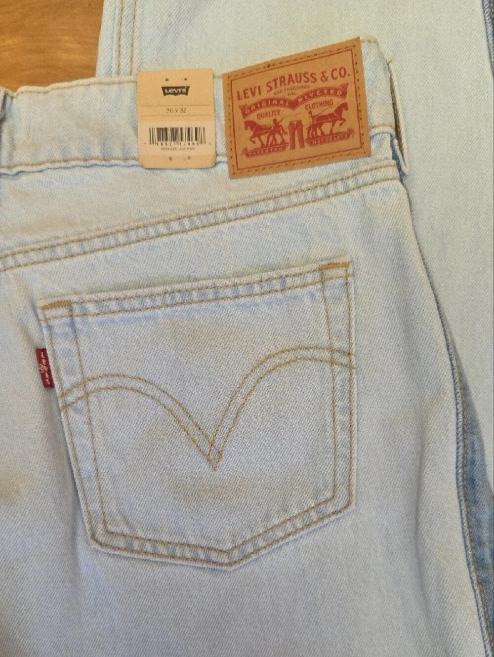 Levi’s Superlow Loose Stripe Jeans Light Wash Two Tone Side Panel 30x32 NEW - Picture 8 of 16